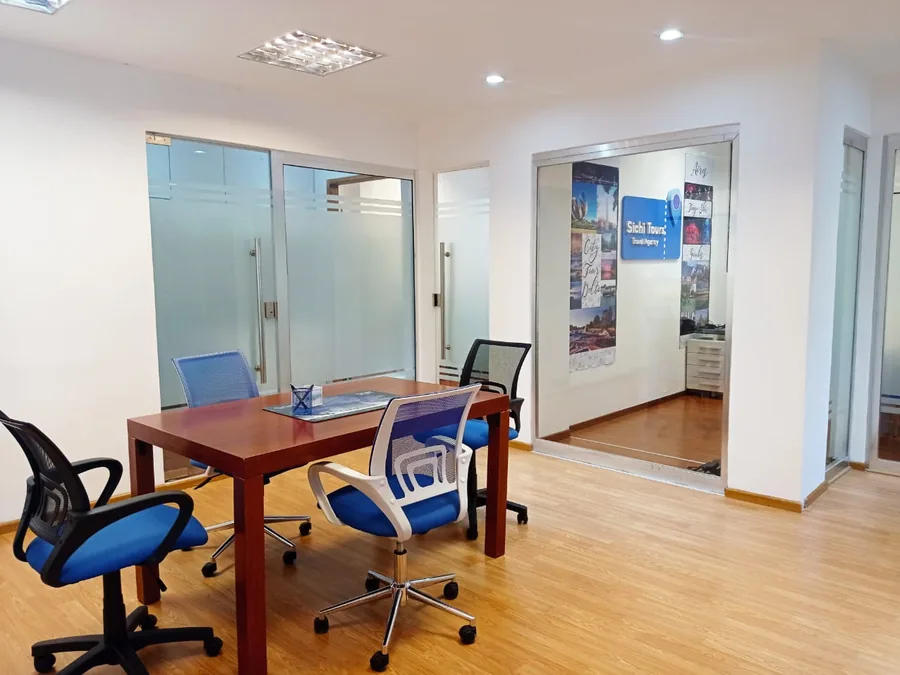 The meeting room where we sit down with travellers who visit us in Buenos Aires
