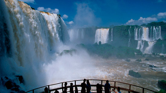 Iguazu falls tours