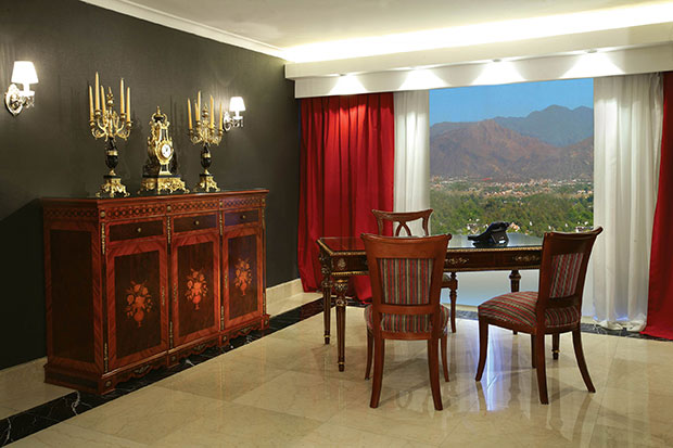 diplomatic Executive Mendoza Hotel