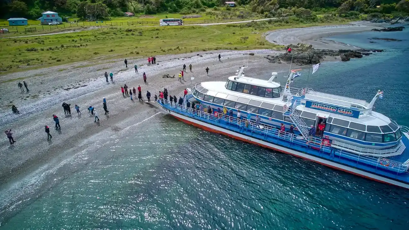 Passengers coming ashore near Puerto Almanza after crossing the Beagle Channel